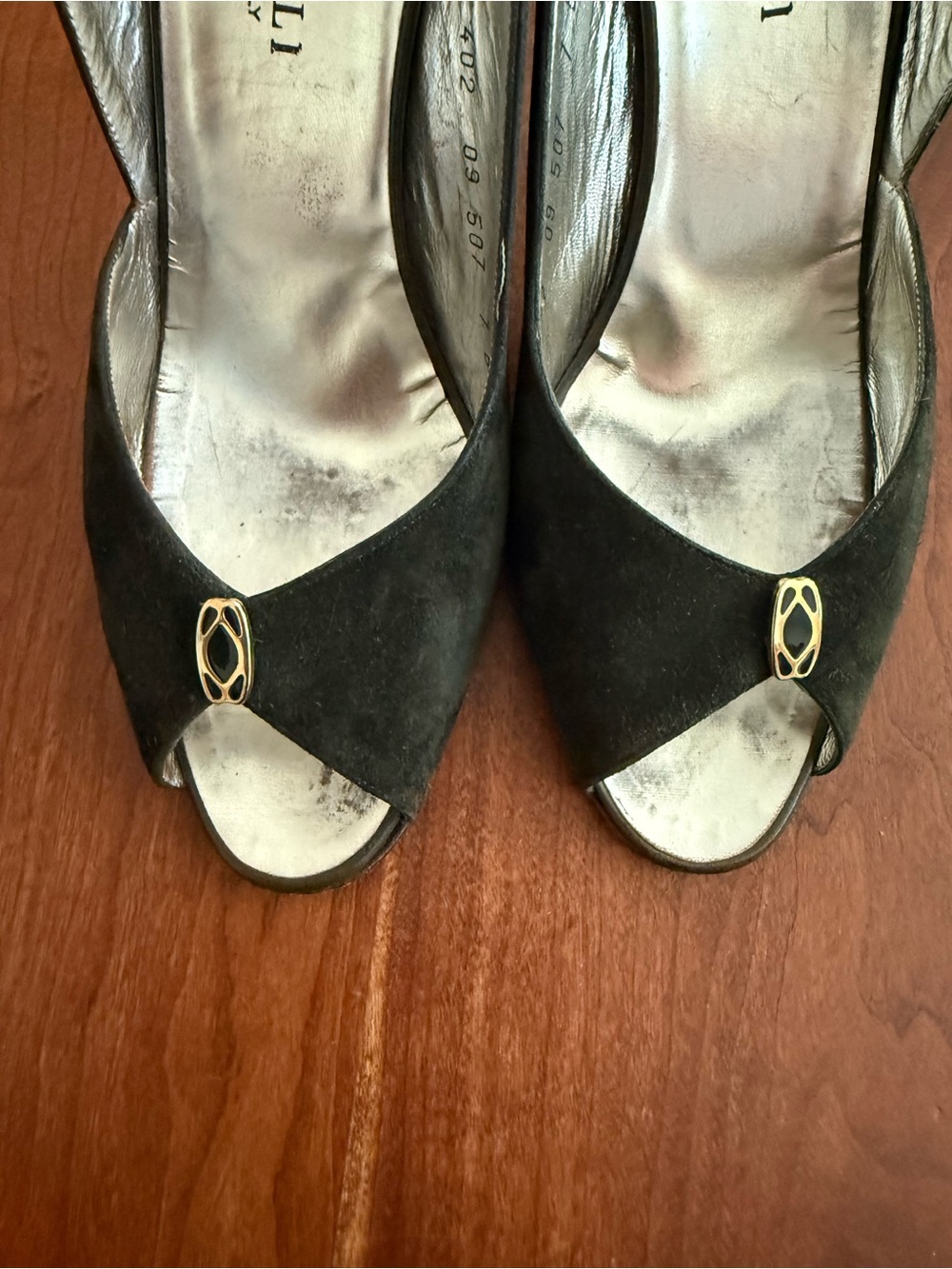 Bruno MAGLI 7B Dark Green Suede Slingback Heels with Gold Accents Vintage - Picture 7 of 12
